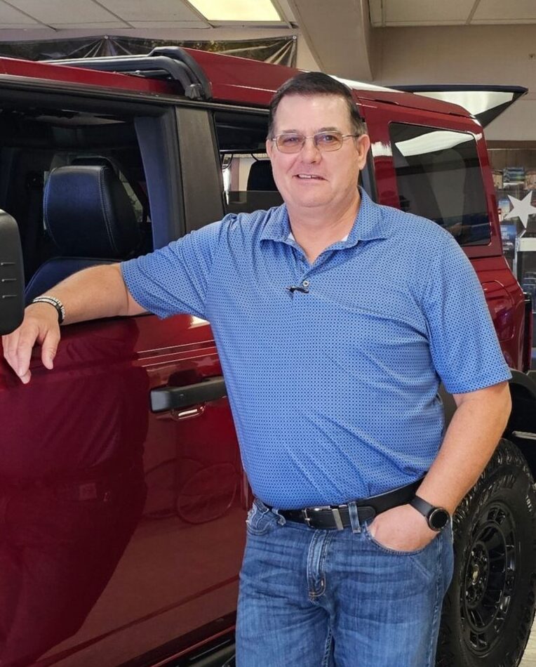 Photo of Aaron Bivens